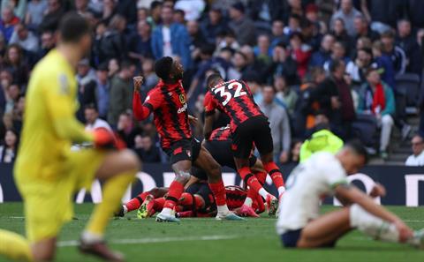 HLV Stellini: Sai lầm cá nhân đã làm hại Tottenham