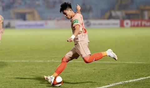 Lê Văn Đô rực sáng trước ngày hội quân cùng U22 Việt Nam