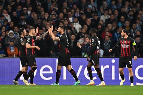 Những con số ấn tượng sau trận Napoli 0-1 AC Milan