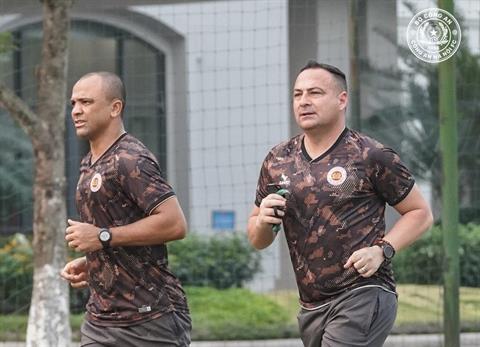 HLV Foiani bất ngờ tái xuất tại CLB Công an Hà Nội