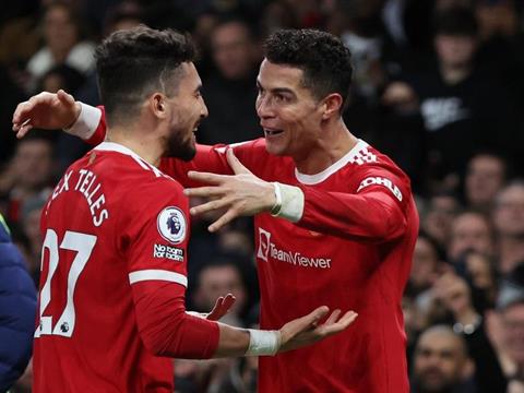 Đội bóng của Ronaldo tính chiêu mộ hậu vệ MU