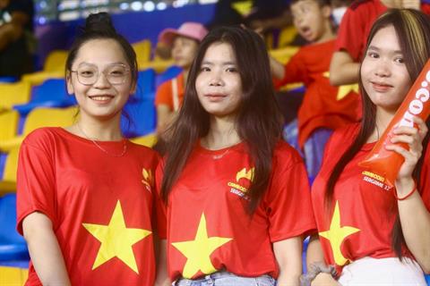 Miễn phí vé các trận đấu tại SEA Games và vấn đề lợi bất cập hại