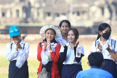 Ấm lòng dàn tình nguyện viên tại Siem Reap