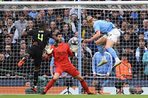 Erling Haaland đen đủi thế nào trước Real Madrid? 
