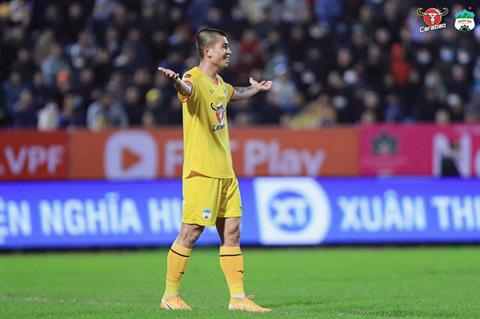 Sao HAGL bất ngờ được HLV Troussier gọi bổ sung lên đội tuyển Việt Nam