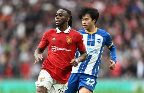 Erik ten Hag đưa ra quyết định về Aaron Wan-Bissaka