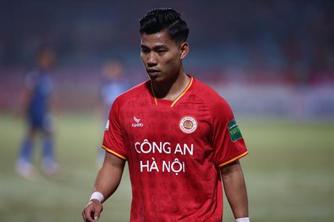 VIDEO: Văn Thanh tái hiện cú đá penalty đáng nhớ ở Thường Châu 