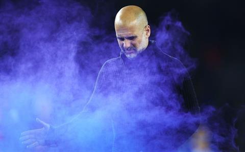 Pep Guardiola khen Man City vì uống say bí tỉ mà vẫn hòa Brighton