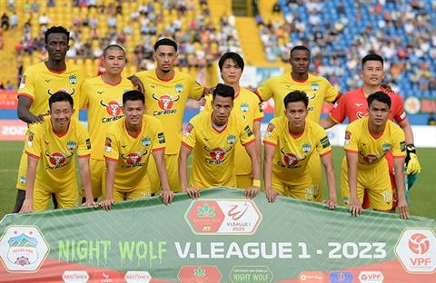 Tuyển thủ quốc gia mắc sai lầm, HAGL nhận bàn thua trước Bình Định FC