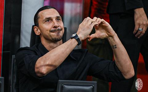 Zlatan Ibrahimovic chính thức nói lời chia tay sân cỏ