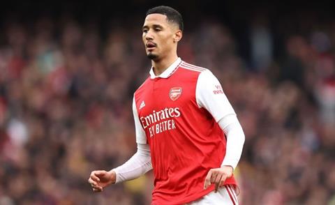 Arsenal đạt thỏa thuận mới với William Saliba