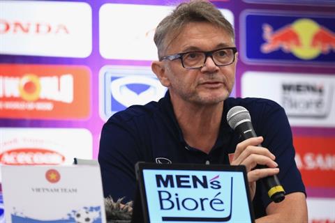 HLV Troussier nói gì sau kết quả bốc thăm vòng loại World Cup 2026?