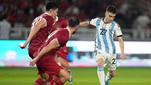 Vắng Messi, Argentina vẫn dễ dàng hạ đẹp Indonesia