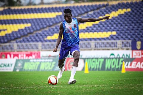 Becamex Bình Dương chia tay máy quét Moses Oloya