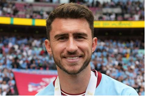 Man City chốt người thay Aymeric Laporte