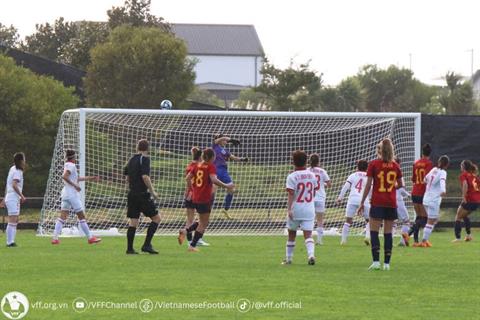 Điểm yếu của ĐT nữ Việt Nam lộ rõ sau trận thua 0-9