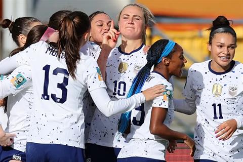 Lindsay Horan lên “cơn điên” trước khi ghi bàn cho tuyển Mỹ