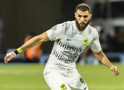 Karim Benzema lập siêu phẩm trong ngày ra mắt Al-Ittihad