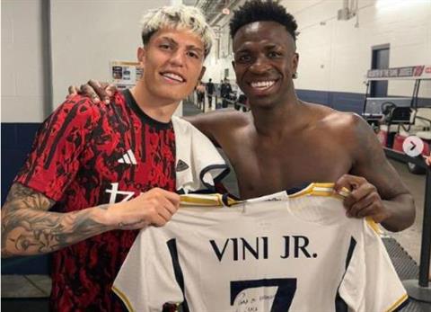 Vinicius Junior dành cho Alejandro Garnacho những lời khen ngợi