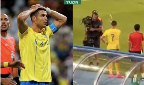 Ronaldo có hành động xấu xí với phóng viên truyền hình