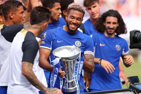 Thắng Fulham, Chelsea vô địch Premier League Summer Series