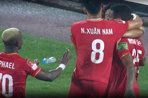 Đức Huy mắc sai lầm, Nam Định thua ngược cay đắng trước CAHN