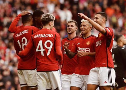 Rio Ferdinand bi quan về khả năng vô địch Premier League của MU