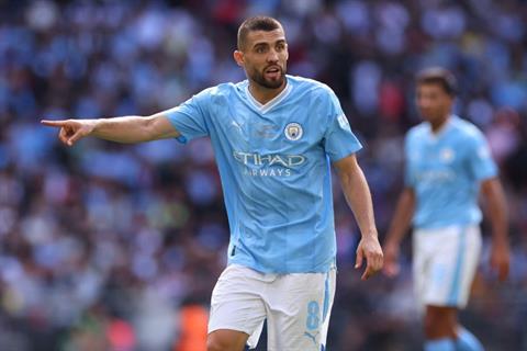 Lý do Man City không bị thổi phạt 11m dù Kovacic để bóng chạm tay