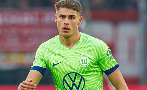 Tottenham chi 43 triệu Bảng đón trung vệ của Wolfsburg