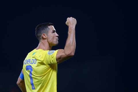 Ghi bàn theo phong cách quen thuộc, Ronaldo đứng trước cơ hội giành danh hiệu đầu tiên cùng Al Nassr