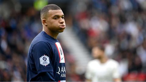 Mbappe bị PSG cấm vào sân nhà Parc des Princes