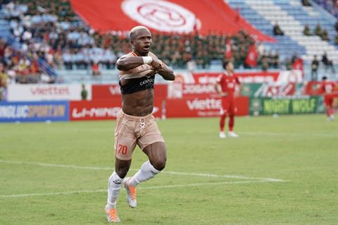 Ngoại binh CAHN ghi bàn đẳng cấp vào lưới Viettel FC