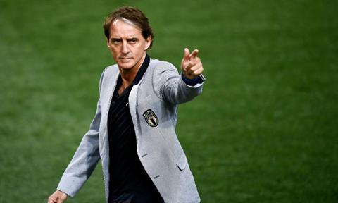Italia quay xe với Pirlo, bổ nhiệm trở lại HLV Roberto Mancini