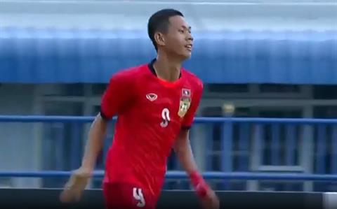U23 Việt Nam để lộ điểm yếu chống bóng bổng ở bàn thua trước Lào