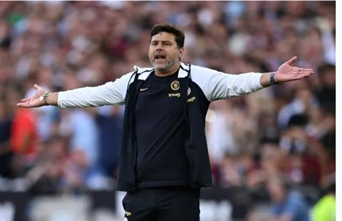 Ashley Cole chỉ ra lý do khiến Chelsea thua West Ham