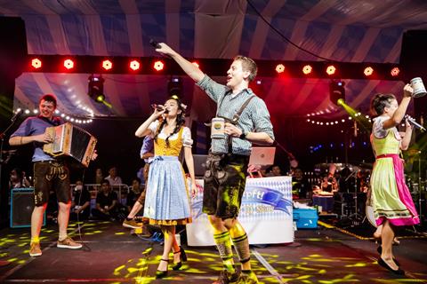 Hoà mình vào bữa tiệc văn hoá và âm nhạc Bavaria với Oktoberfest 