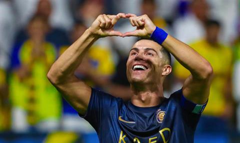 Ronaldo lại tỏa sáng rực rỡ trong chiến thắng đậm của Al Nassr