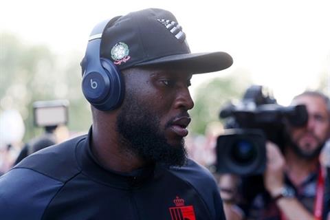 Romelu Lukaku khiến CĐV Roma sung sướng