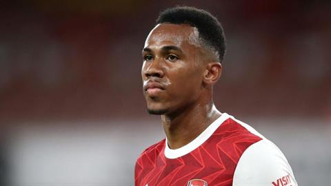 Fabrizio Romano khó hiểu với một quyết định của Mikel Arteta