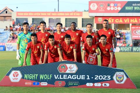 Nhà nghèo vượt khó, CLB Hồng Lĩnh Hà Tĩnh nhận giải thưởng ở V-League 2023