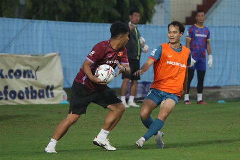 Văn Toàn đặt mục tiêu khiêm tốn ở trận đấu tới cùng ĐT Việt Nam