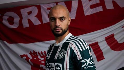Sofyan Amrabat và Sergio Reguilon chuẩn bị ra mắt MU