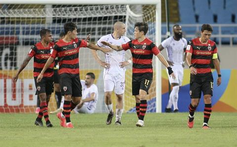 VIDEO: VAR gây tranh cãi khiến Hà Nội FC để Pohang mở tỉ số