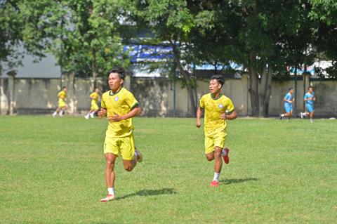 Chậm thanh toán, CLB Khánh Hòa không được tập luyện trên sân nhà 19/8