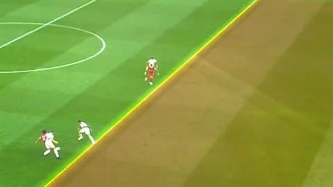 VAR sai sót nghiêm trọng, Diaz mất oan bàn thắng trong trận gặp Tottenham 