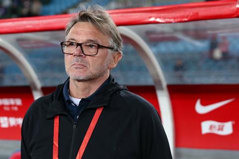 Asian Cup 2023 và áp lực trên vai HLV Philippe Troussier