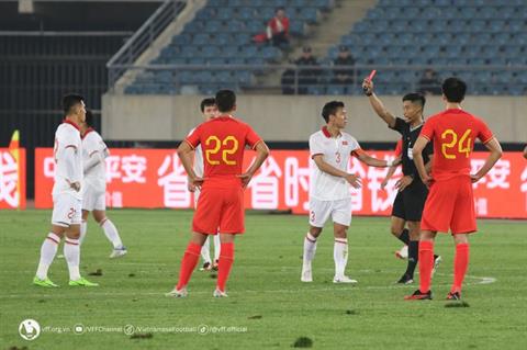 Báo chí Hàn Quốc thẳng thừng chê trình độ của đội tuyển Việt Nam