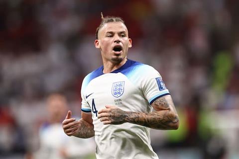 Đá chính trước Italia, Kalvin Phillips phản ứng thế nào?