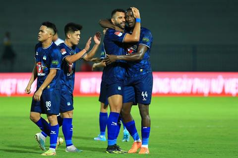 HAGL chưa thể dùng tên mới ở mùa giải 2023/24