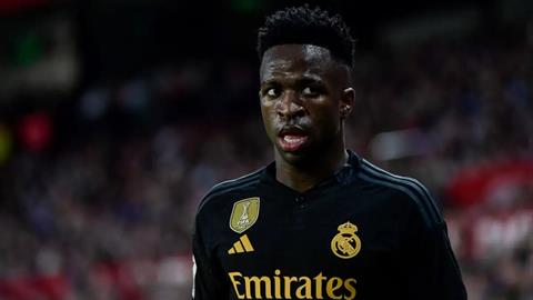 Phát ngôn viên của Barca khẳng định Vinicius Junior xứng đáng bị ăn tát